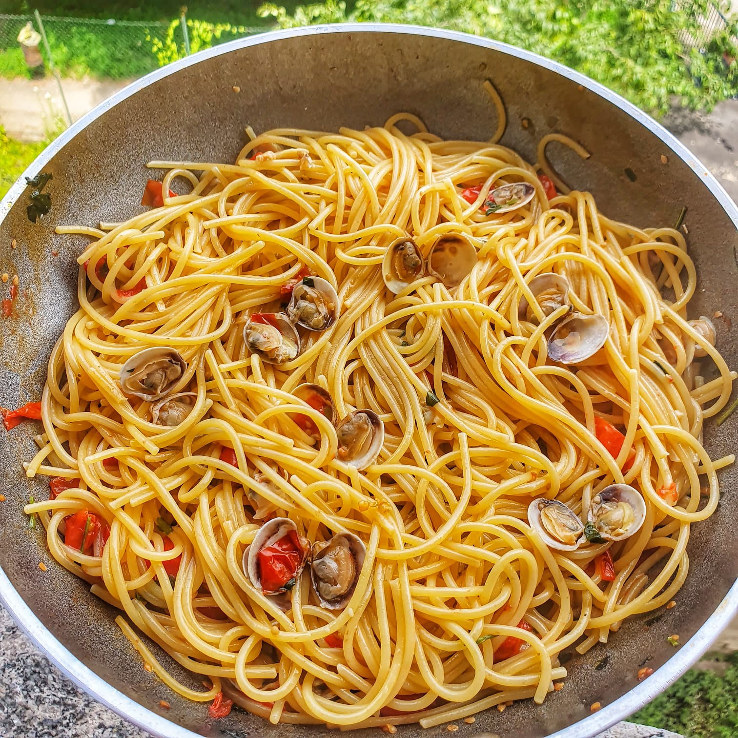 Spaghetti Alle Vongole Ingredienti - Spaghetti alle vongole: la Ricetta ...
